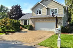 7810 Regency Grove Dr, Darien, IL 60561 - Photo 4
