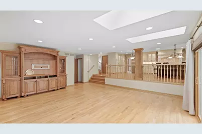 7810 Regency Grove Drive, Darien, IL 60561 - Photo 18