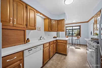 325 Lake Street #1B, Crystal Lake, IL 60014 - Photo 10