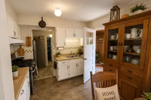 113 Holly Ave, Darien, IL 60561 - Photo 4