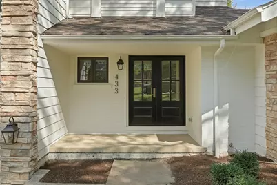 433 N Monroe Street, Hinsdale, IL 60521 - Photo 2