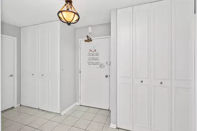 4250 N Marine Drive #2629, Chicago, IL 60613 - Photo 20