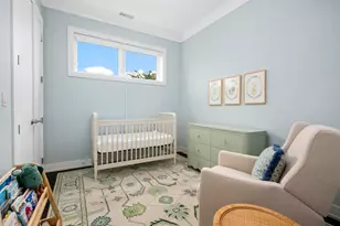 2147 N Southport Ave, Chicago, IL 60614 - Photo 12