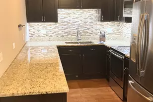 3033 N Sheridan Rd, Chicago, IL 60657 - Photo 2