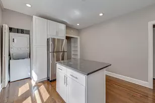 5653 N Talman Ave, Chicago, IL 60659 - Photo 14