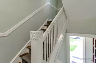 5653 N Talman Ave, Chicago, IL 60659 - Photo 10