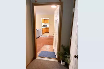 940 Jefferson Avenue #B, Elgin, IL 60120 - Photo 2