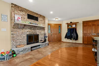 10001 N Hoisington Road, Byron, IL 61010 - Photo 4
