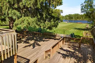 24211 N Riverside Dr, Cary, IL 60013 - Photo 4