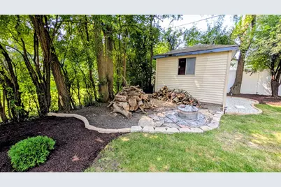 110 N Knollwood Drive, Wheaton, IL 60187 - Photo 10