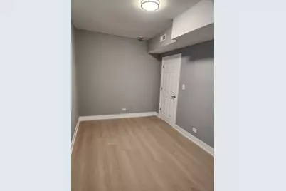12319 S Carpenter Street, Calumet Park, IL 60827 - Photo 8