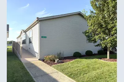 1013 Redbud Road, Manteno, IL 60950 - Photo 2