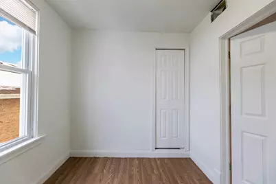 8632 S Escanaba Avenue, Chicago, IL 60617 - Photo 10