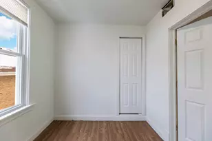 8632 S Escanaba Ave, Chicago, IL 60617 - Photo 10