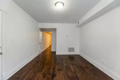 8632 S Escanaba Avenue, Chicago, IL 60617 - Photo 4