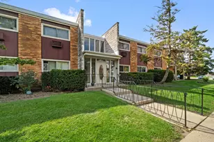212 Collen Dr, Lombard, IL 60148 - Photo 2