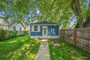 645 Slade Ave, Elgin, IL 60120 - Photo 26