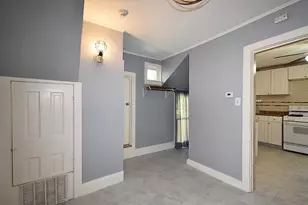 105 N Jefferson St, Batavia, IL 60510 - Photo 6