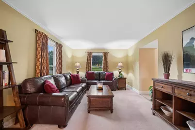 11N583 Howard Avenue, Elgin, IL 60124 - Photo 6