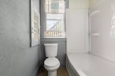 1202 Benton Street, Rockford, IL 61107 - Photo 16