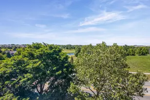 2064 Valor Ct, Glenview, IL 60026 - Photo 2