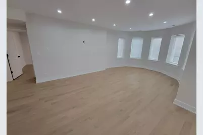 6418 S Vernon Avenue, Chicago, IL 60637 - Photo 2