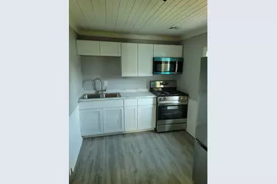 937 Montgomery Avenue, Aurora, IL 60506 - Photo 2