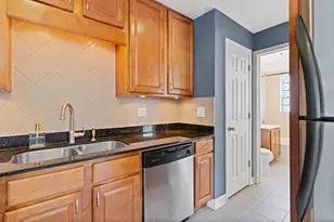 32 Elgin Ave, Forest Park, IL 60130 - Photo 12