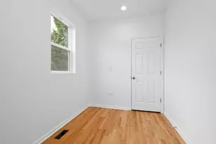 353 E 119th Pl, Chicago, IL 60628 - Photo 8