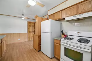 7840 W 76th St, Bridgeview, IL 60455 - Photo 8
