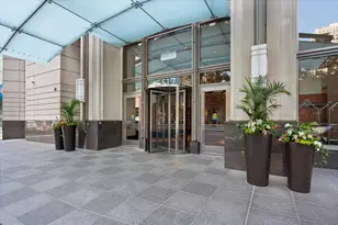512 N McClurg Ct, Chicago, IL 60611 - Photo 2