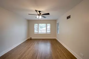 219 Spring Ave, Naperville, IL 60540 - Photo 16