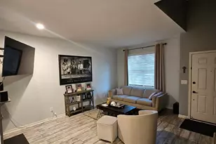 806 Derby Course, Saint Charles, IL 60174 - Photo 6