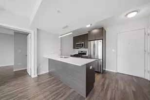 1552 N North Park Avenue, Chicago, IL 60610 - Photo 6