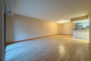 475 Plum Creek Dr, Wheeling, IL 60090 - Photo 12