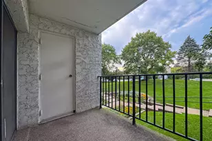 475 Plum Creek Dr, Wheeling, IL 60090 - Photo 32