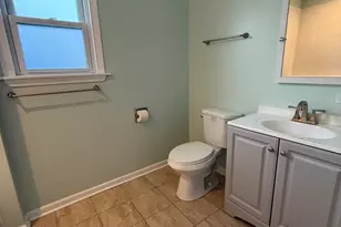 33 N Cass Ave, Westmont, IL 60559 - Photo 10