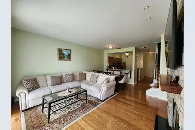 17777 W Braewick Road, Gurnee, IL 60031 - Photo 10