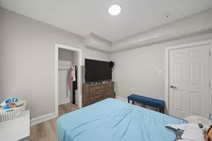 9015 S Muskegon Ave, Chicago, IL 60617 - Photo 22