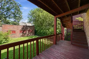 9015 S Muskegon Ave, Chicago, IL 60617 - Photo 30