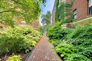 408 Ridge Ave, Evanston, IL 60202 - Photo 4
