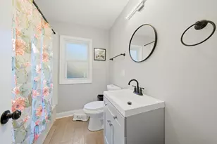 8559 S Phillips Ave, Chicago, IL 60617 - Photo 8