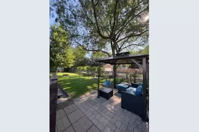 530 E 3rd Street, Lockport, IL 60441 - Photo 22