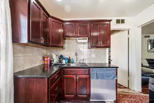 8336 Mango Ave, Morton Grove, IL 60053 - Photo 6