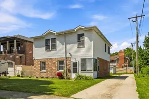 8336 Mango Ave, Morton Grove, IL 60053 - Photo 2