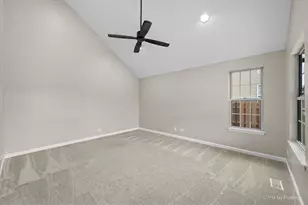 14 Harrison Ln, Streamwood, IL 60107 - Photo 18