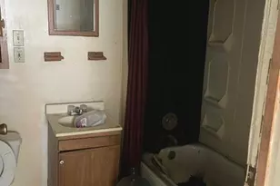 517 Gardner St, Joliet, IL 60433 - Photo 8