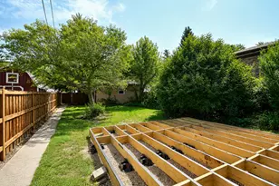 6133 N Karlov Ave, Chicago, IL 60646 - Photo 28