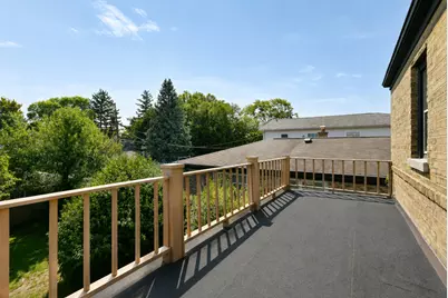 6133 N Karlov Avenue, Chicago, IL 60646 - Photo 18
