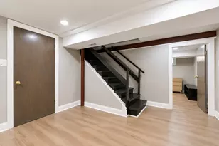 6133 N Karlov Ave, Chicago, IL 60646 - Photo 24